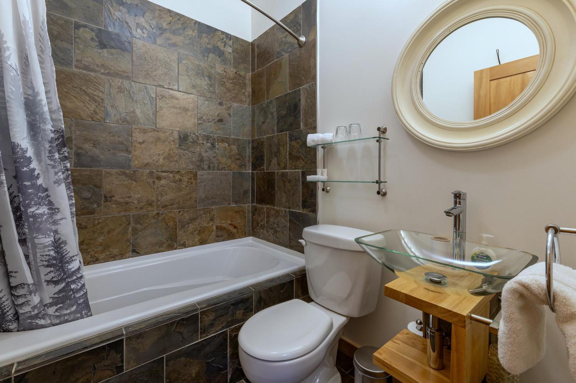 Couette-café Canyon Ridge 4*